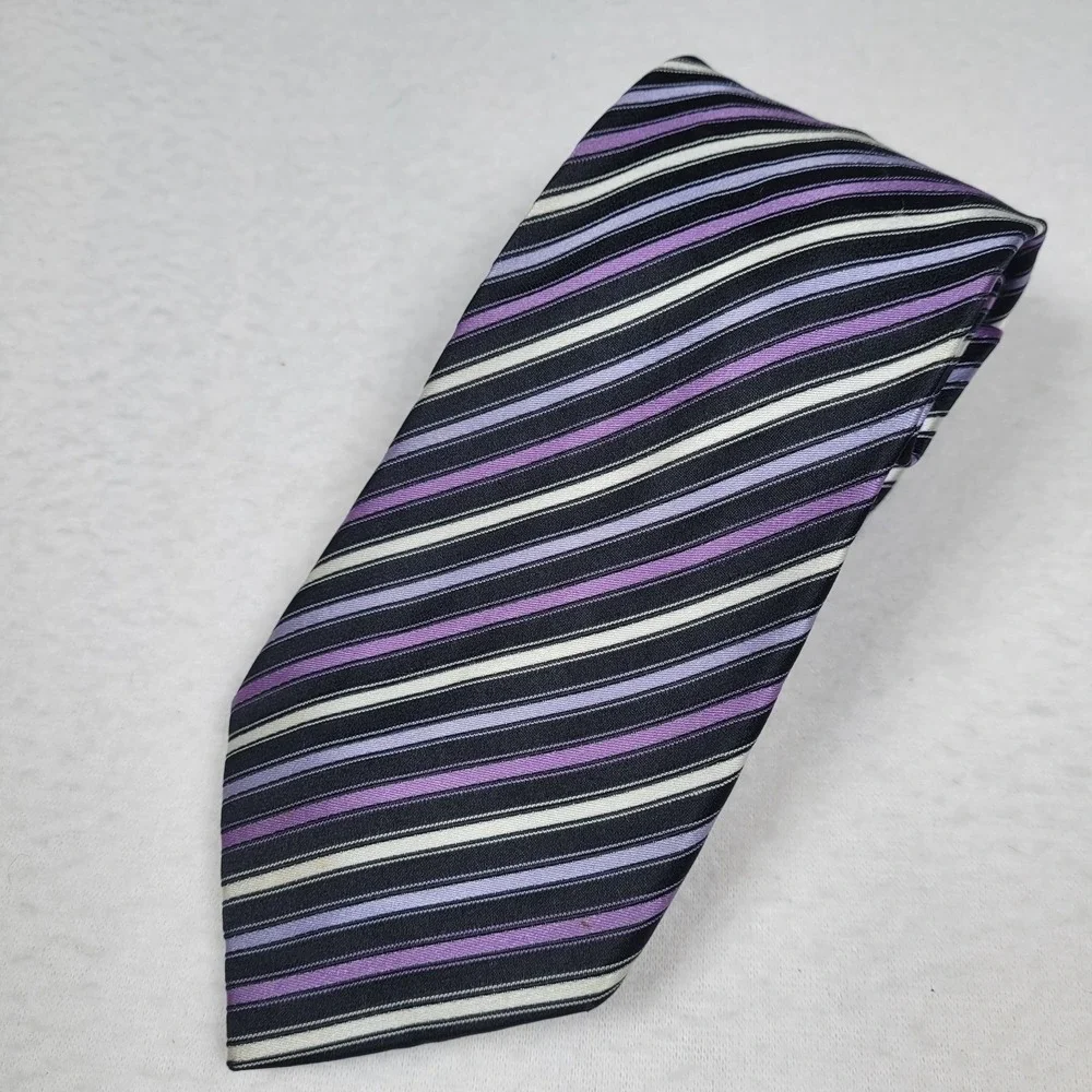 Geoffrey Beene 100% Silk Hand Made Tie Multicolor‎ Stripes 3.75